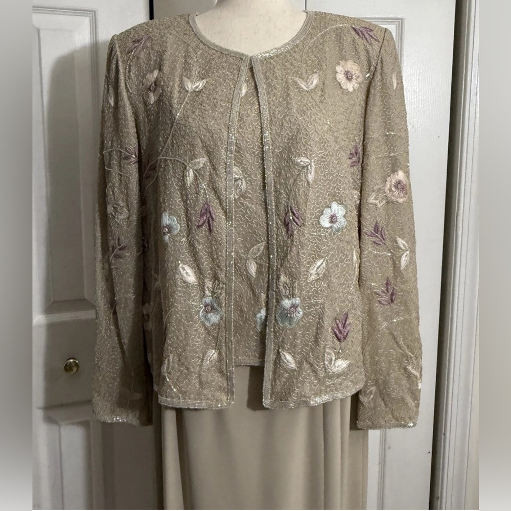 Adriana Papell Evening 3 Piece Long Skirt Shirt Jacket Beaded Floral Tan Size 14